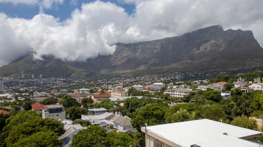 4 Bedroom Property for Sale in Tamboerskloof Western Cape